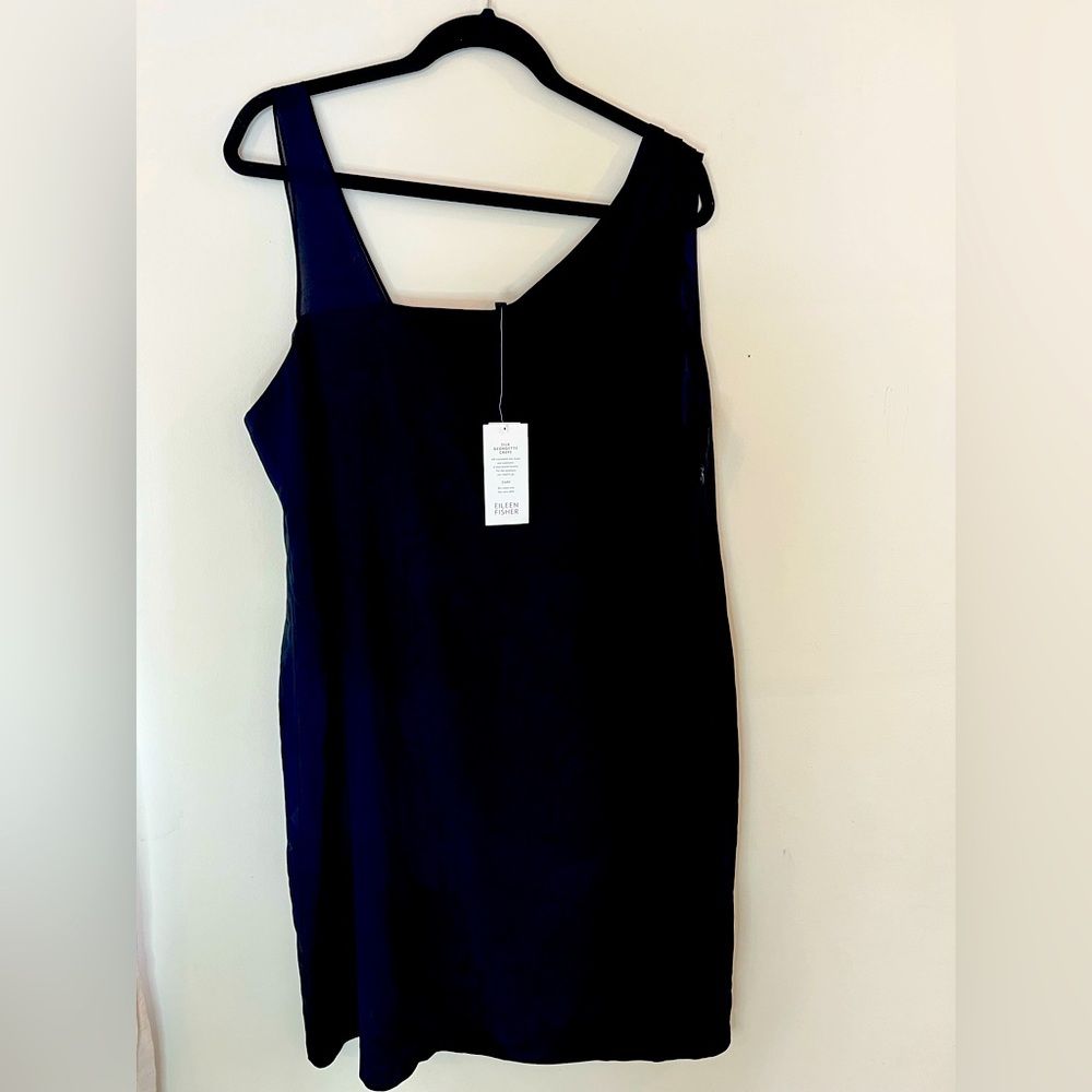 Eileen Fisher NWT Silk Crepe black dress